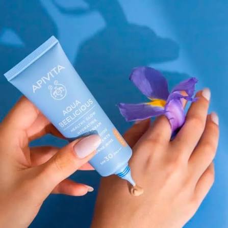 Apivita Beelicious Healthy Glow Hydrating Fluid Cream SPF30 Tinted 40ml